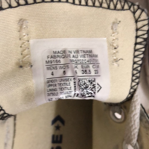 Converse All Star Sneakers size 4 - Picture 7 of 7